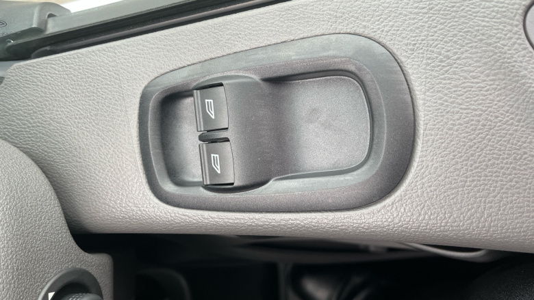 Ford Transit E-350 L3 Rwd 135kW 68kWh H2 Leader Van Auto